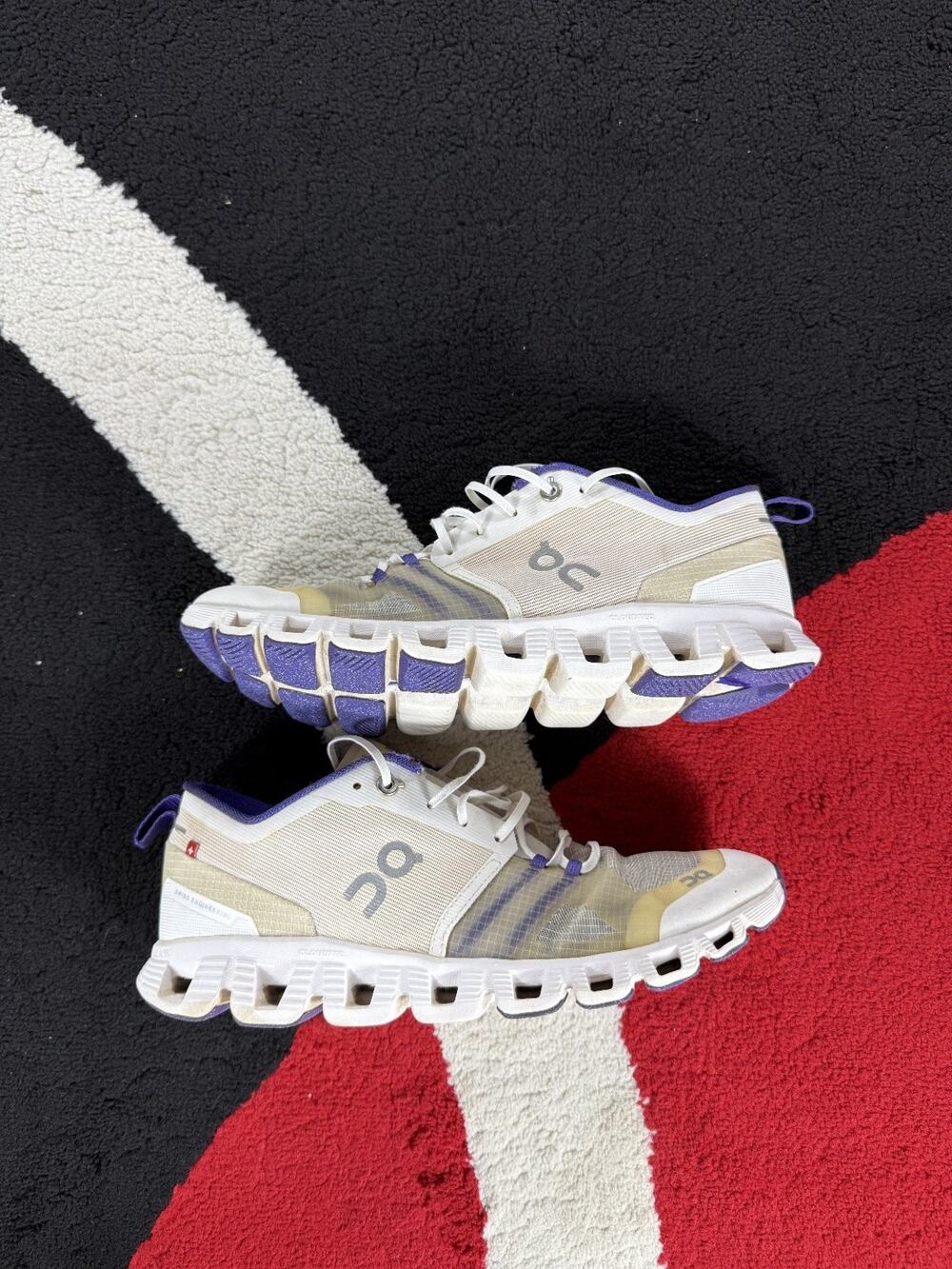 On Cloud X 3 Running Shoes Womens White Cream Purple Running Athletic Size 10